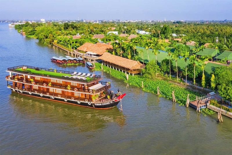Cruising the Mekong Delta