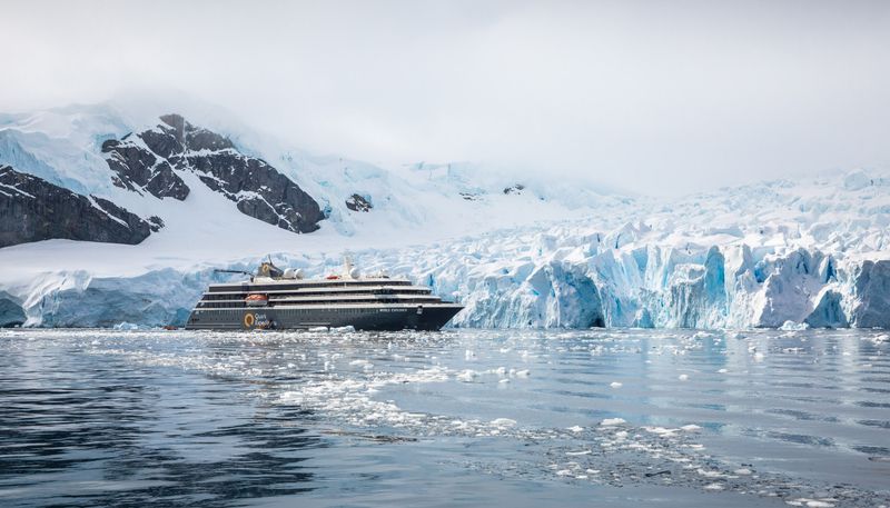 Cruise to Antarctica